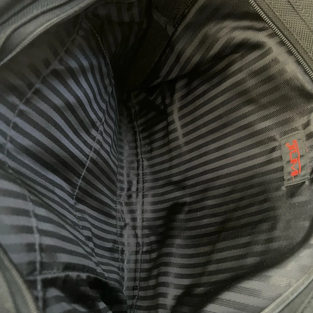 Tumi vintage slim